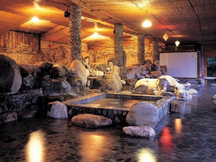 The Solas Hot Spring Resort Nantou Buitenkant foto